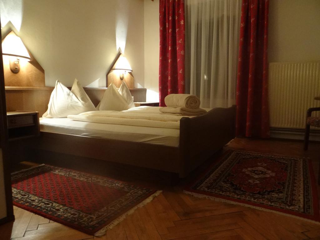 Schlosscafe Kirchbach Kirchbach  Szoba fotó